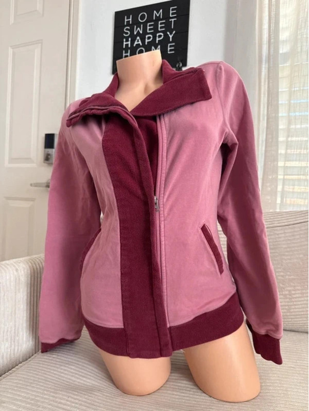 Lululemon Women’s Red pink Full Zip Quilted Yoga Gym Workout jacket